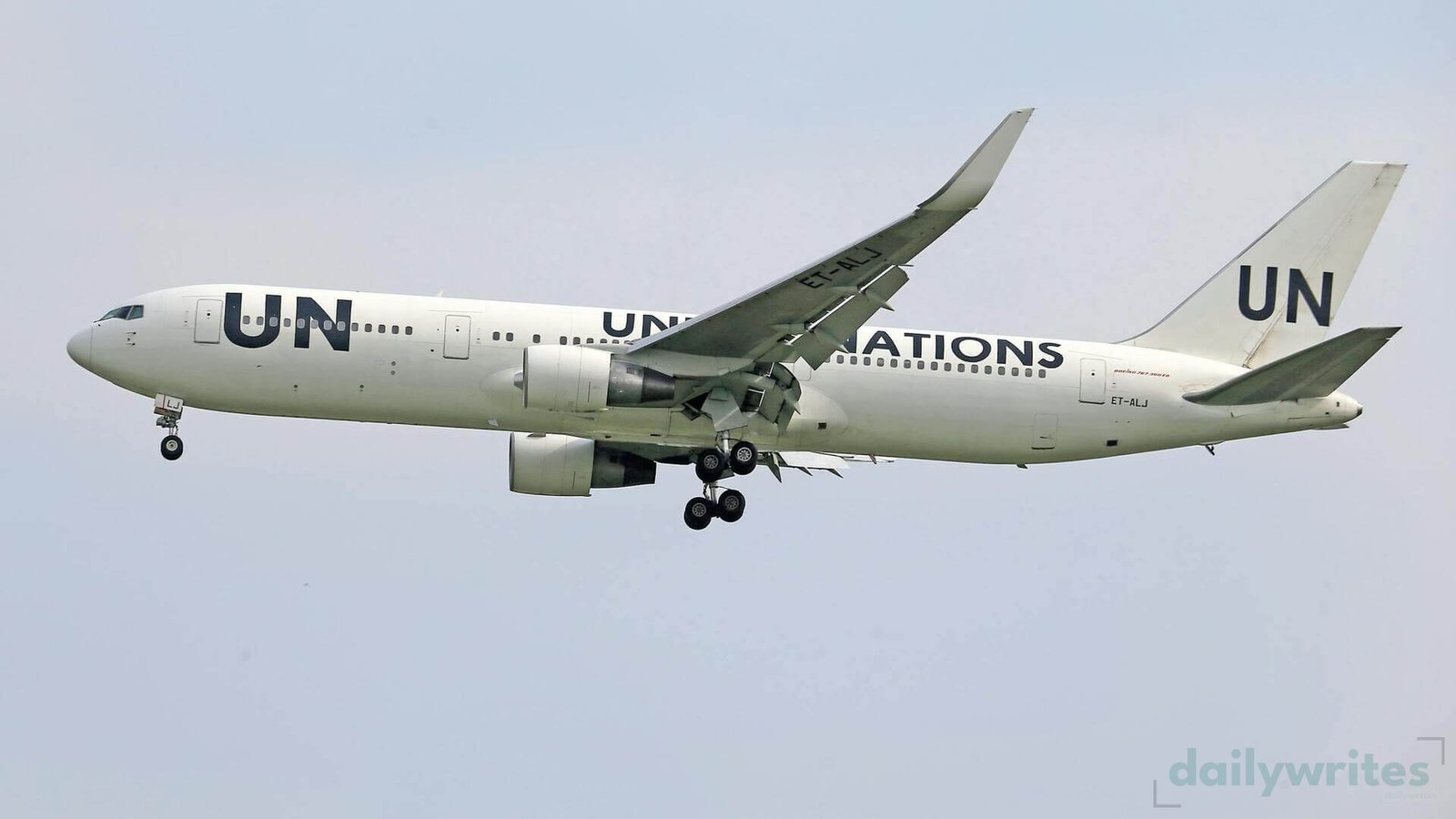 United Flight UA109 Diversion